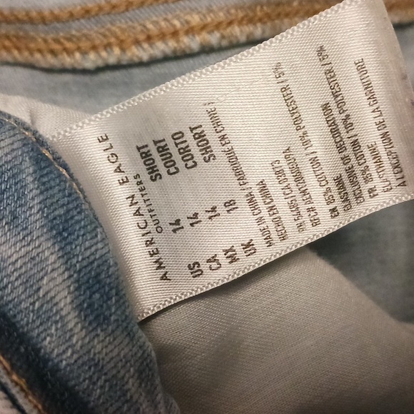 AMERICAN EAGLE - Picture 3 of 3